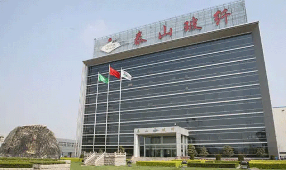 泰山玻璃纖維有限公司使用高服超聲波振動篩解決了玻璃纖維篩分問題